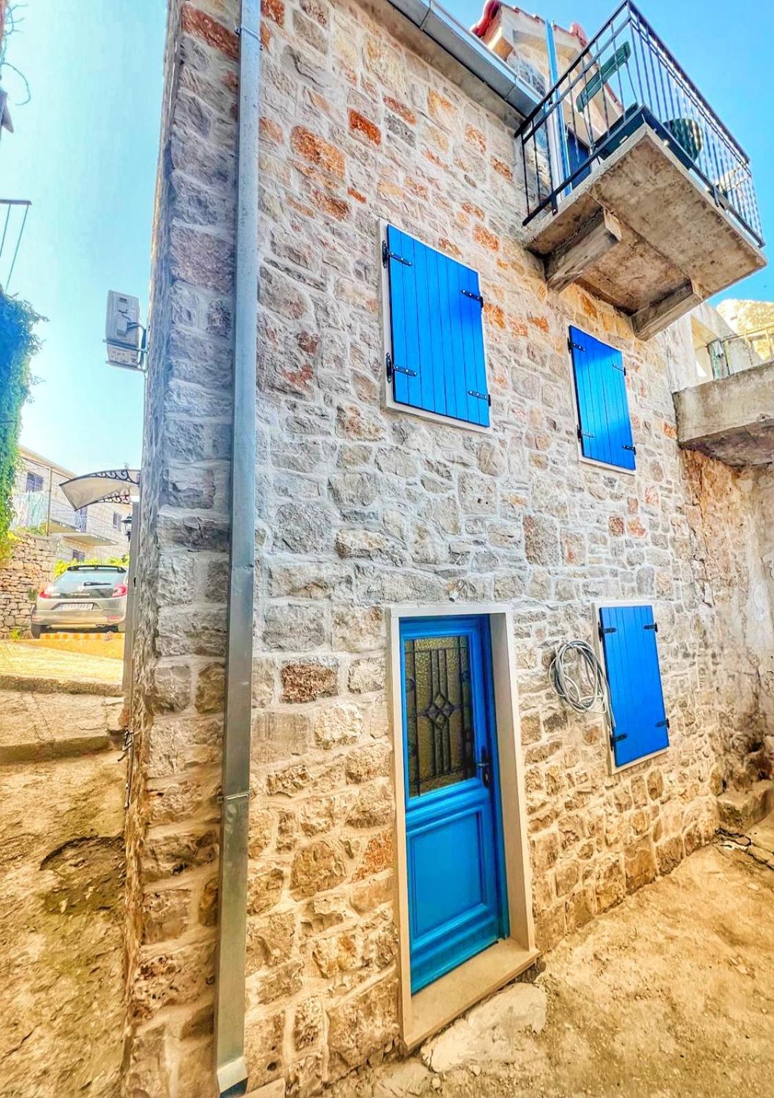 Domus Lapidea Apartman