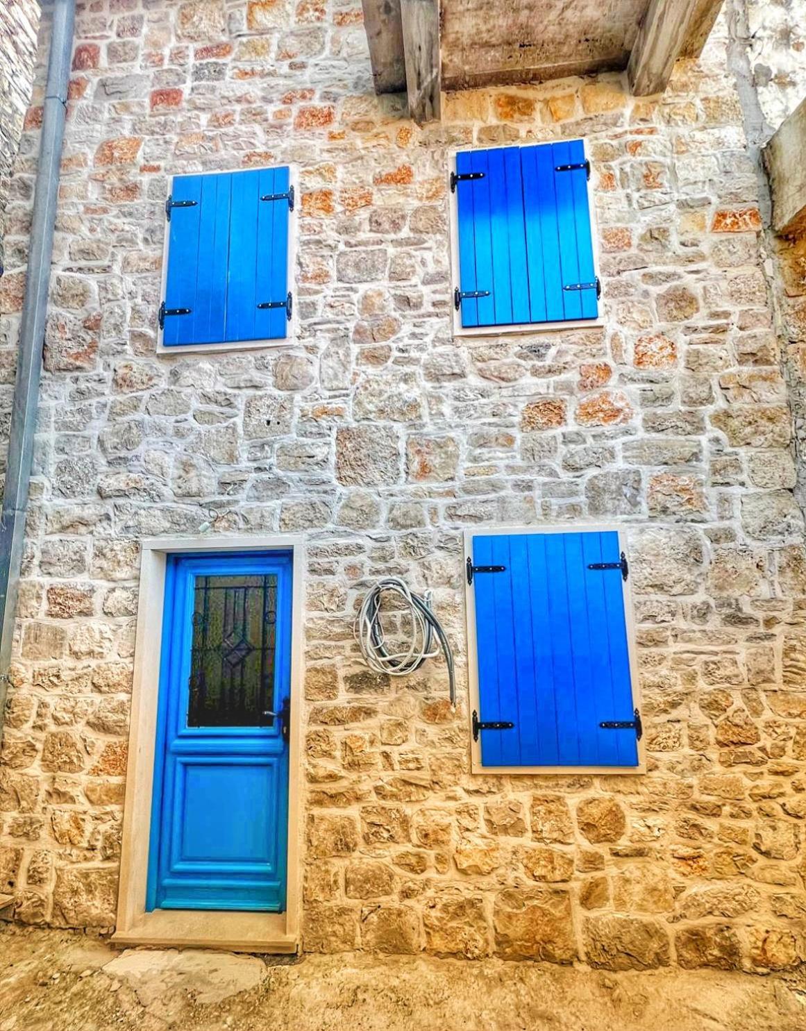 Domus Lapidea *