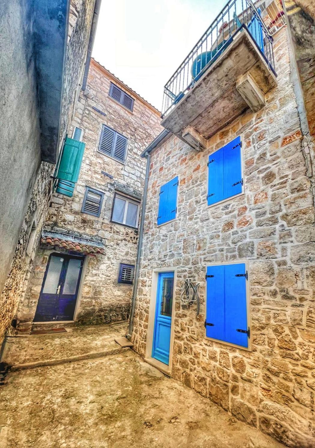 Domus Lapidea